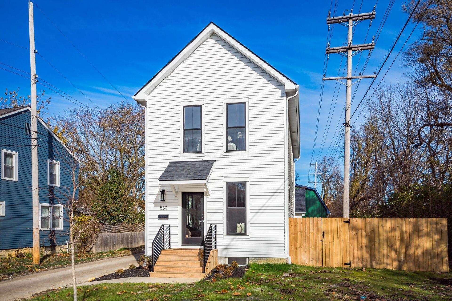580 Crestview Road Columbus, OH 43202 - Photo 35 of 46 Front