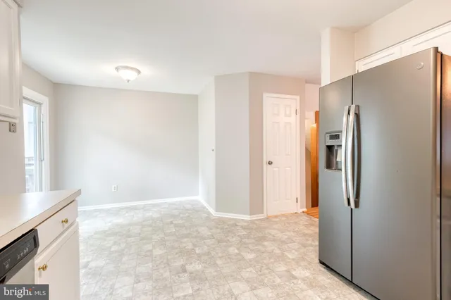 $2,800 | 7327 Eden Brook Drive, Unit E30, Columbia, MD 21046
