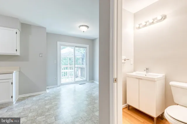 $2,800 | 7327 Eden Brook Drive, Unit E30, Columbia, MD 21046