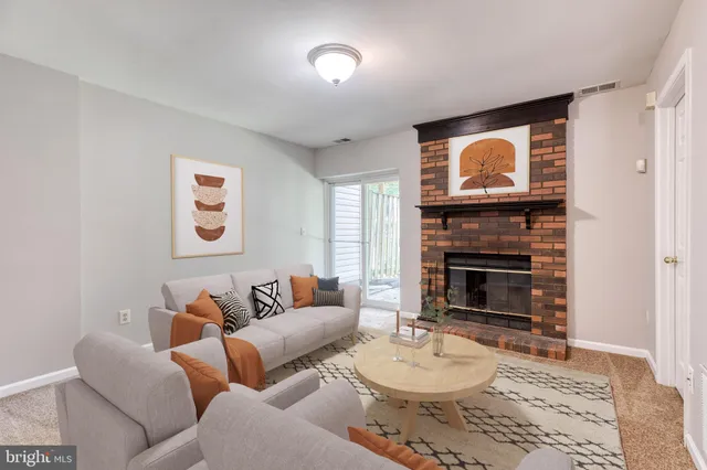 $2,800 | 7327 Eden Brook Drive, Unit E30, Columbia, MD 21046