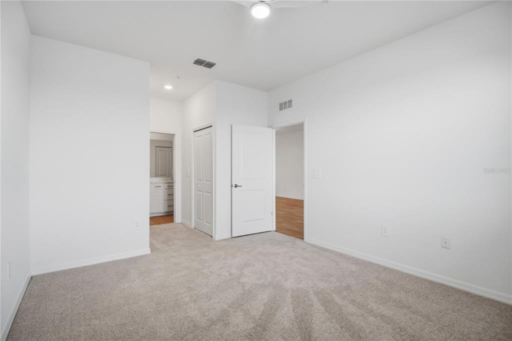 19116 Scallop Loop, Unit 403 Lakewood Ranch, FL 34211 - Photo 17 of 30