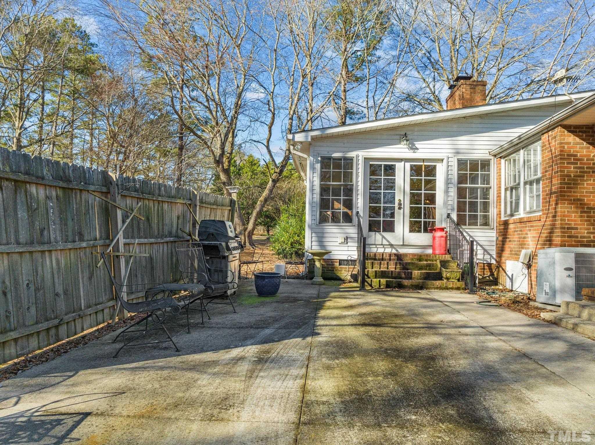 109 West Quail Ridge Road Oxford, NC 27565 - Photo 7 of 30 Gallery Image 7