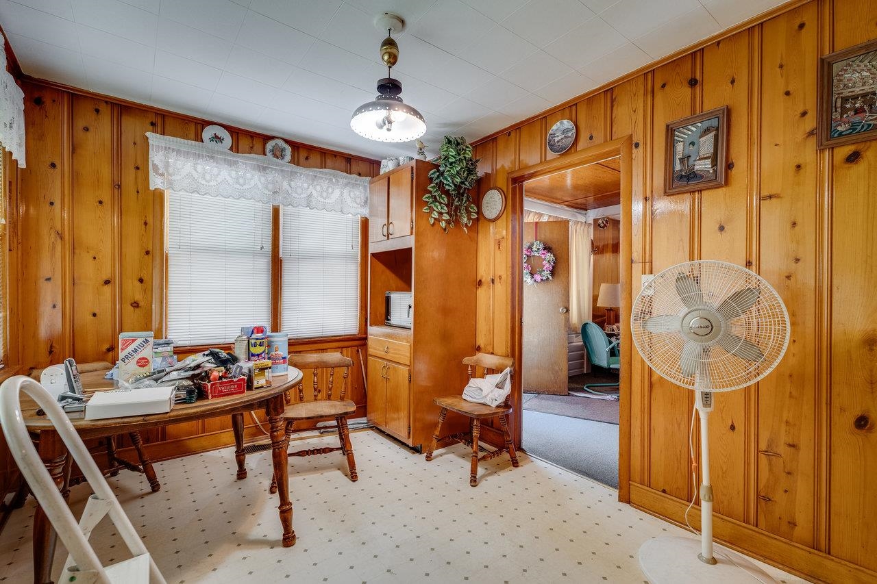 7049 Cross Keys Road Mount Crawford, VA 22841 - Photo 17 of 49 a living room with furniture and a window