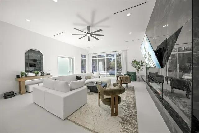 $2,275,000 | 3500 Bay Shore Road, Sarasota, FL 34234