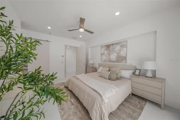 $2,050,000 | 3500 Bay Shore Road, Sarasota, FL 34234