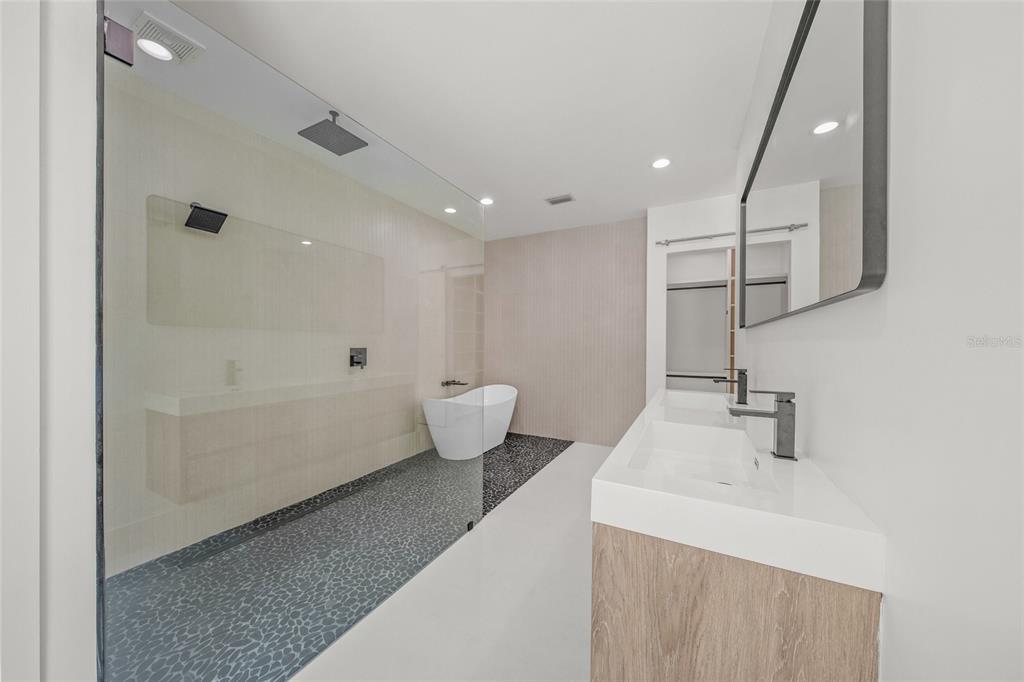 3500 Bay Shore Road Sarasota, FL 34234 - Photo 26 of 73