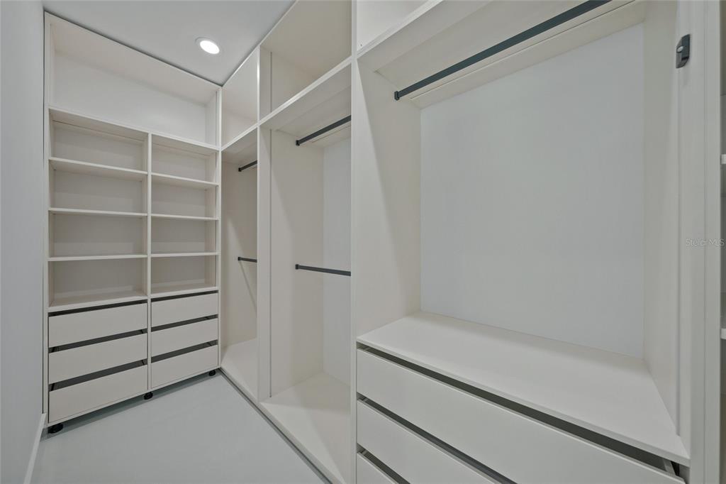 3500 Bay Shore Road Sarasota, FL 34234 - Photo 29 of 73