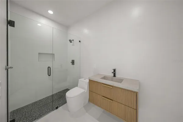 $2,050,000 | 3500 Bay Shore Road, Sarasota, FL 34234