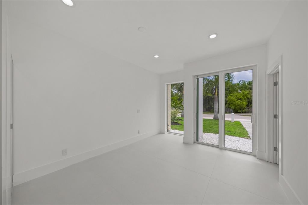 3500 Bay Shore Road Sarasota, FL 34234 - Photo 34 of 73