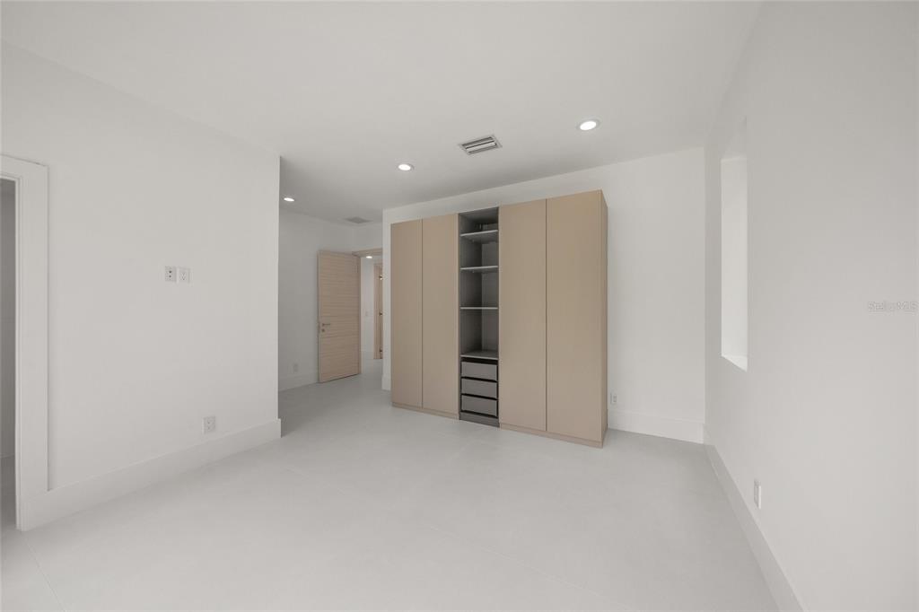 3500 Bay Shore Road Sarasota, FL 34234 - Photo 37 of 73