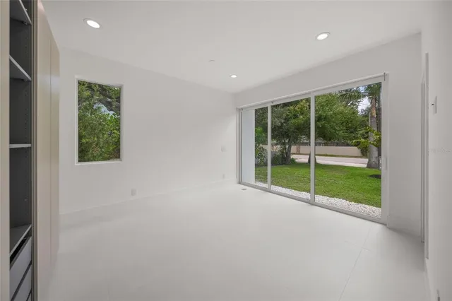 $2,275,000 | 3500 Bay Shore Road, Sarasota, FL 34234