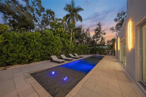 $2,275,000 | 3500 Bay Shore Road, Sarasota, FL 34234