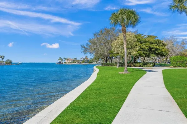$2,050,000 | 3500 Bay Shore Road, Sarasota, FL 34234