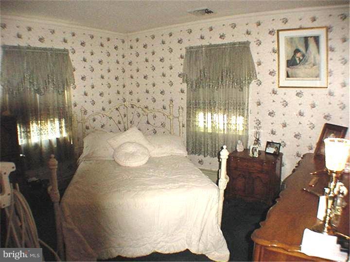 10 Canary Road Levittown, PA 19057 - Photo 12 of 15 Bedroom - Main