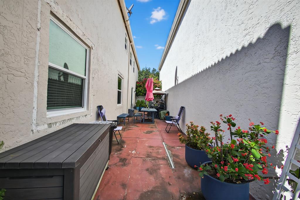 2119 Chagall Circle West Palm Beach, FL 33409 - Photo 55 of 63