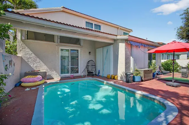 $730,000 | 2119 Chagall Circle, West Palm Beach, FL 33409