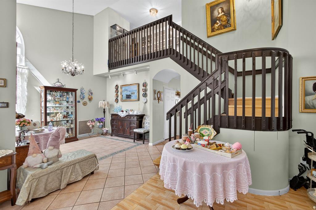 2119 Chagall Circle West Palm Beach, FL 33409 - Photo 7 of 63