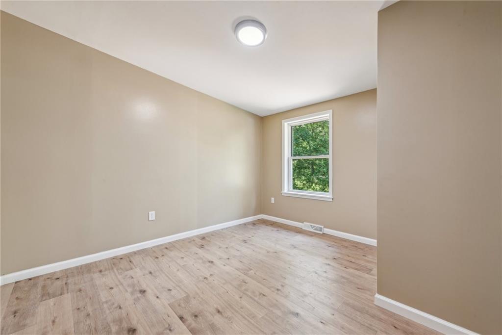763 West Mountainview Road Acme, PA 15610 - Photo 19 of 35 Gallery Image 19