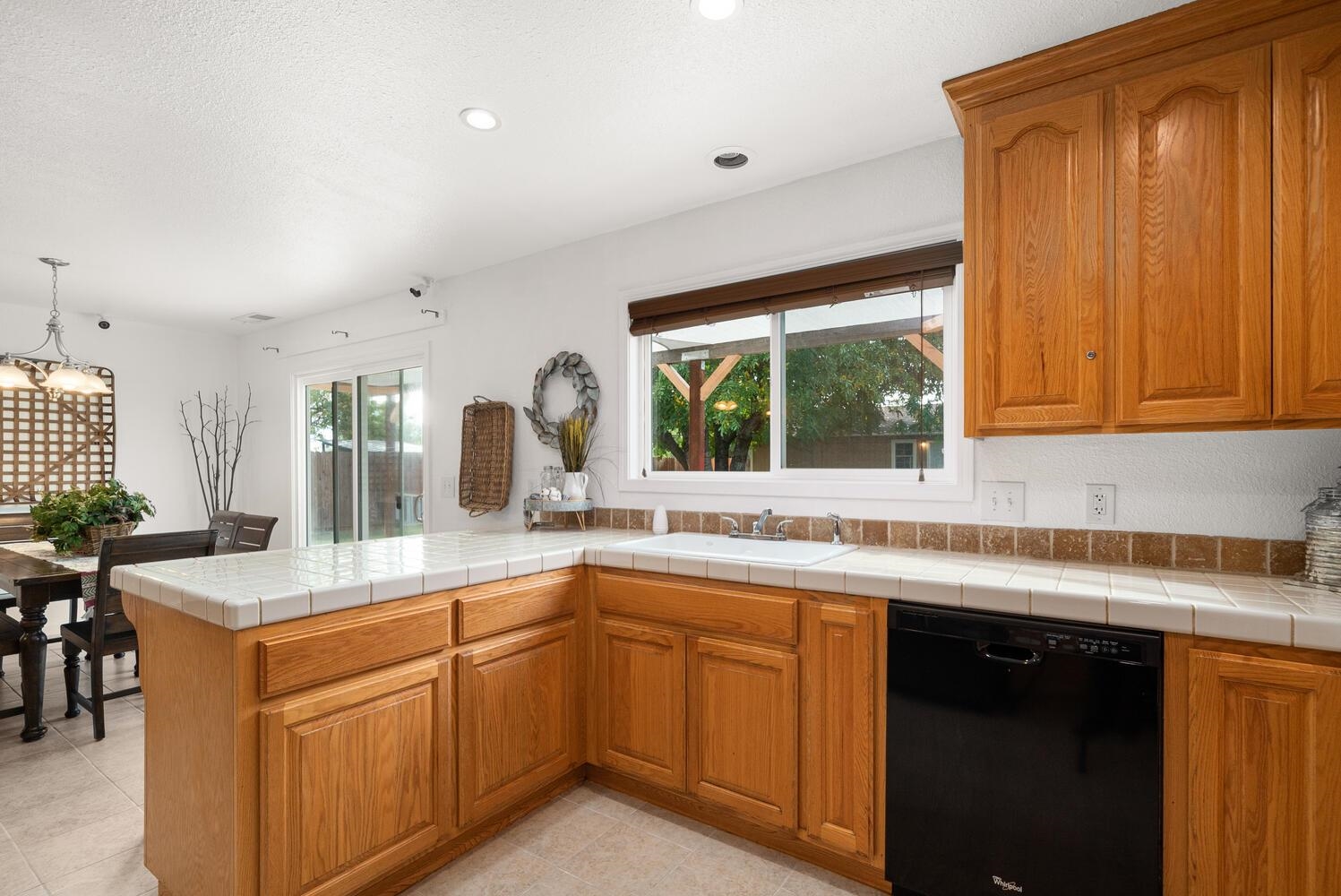 1748 Palm Avenue Corning, CA 96021 - Photo 9 of 30