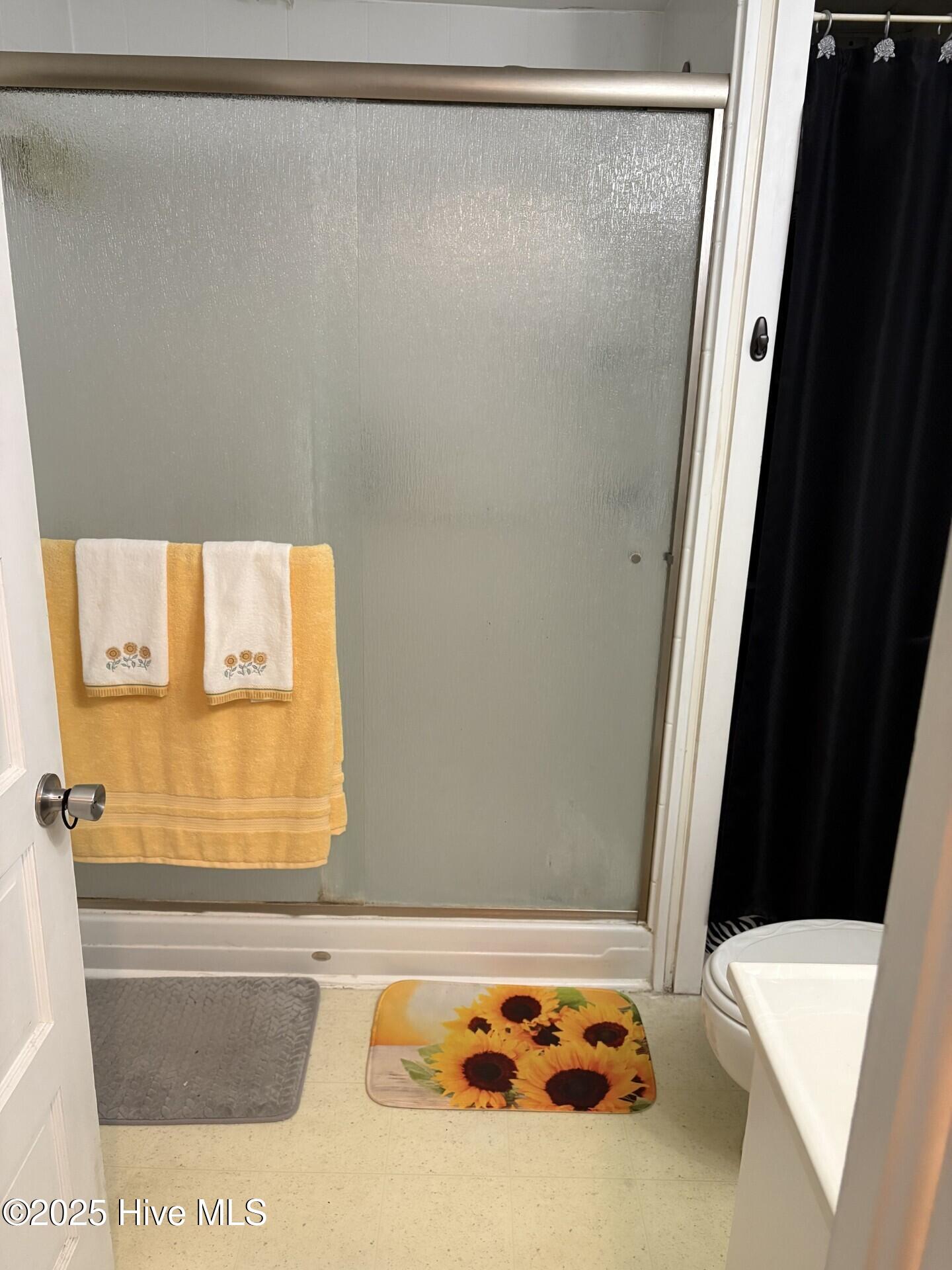 4809 Slatestone Road Washington, NC 27889 - Photo 25 of 38 Bathroom