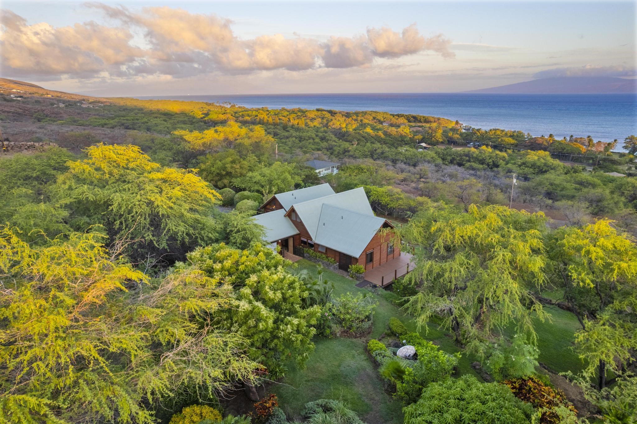 115 Ulua Road Kaunakakai, HI 96748 - Photo 31 of 49 a view of a lake