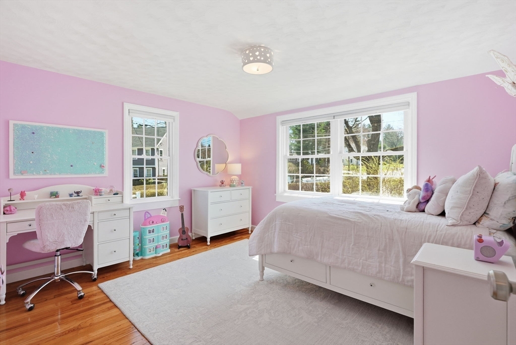 131 Carpenter Road Walpole, MA 02081 - Photo 11 of 26