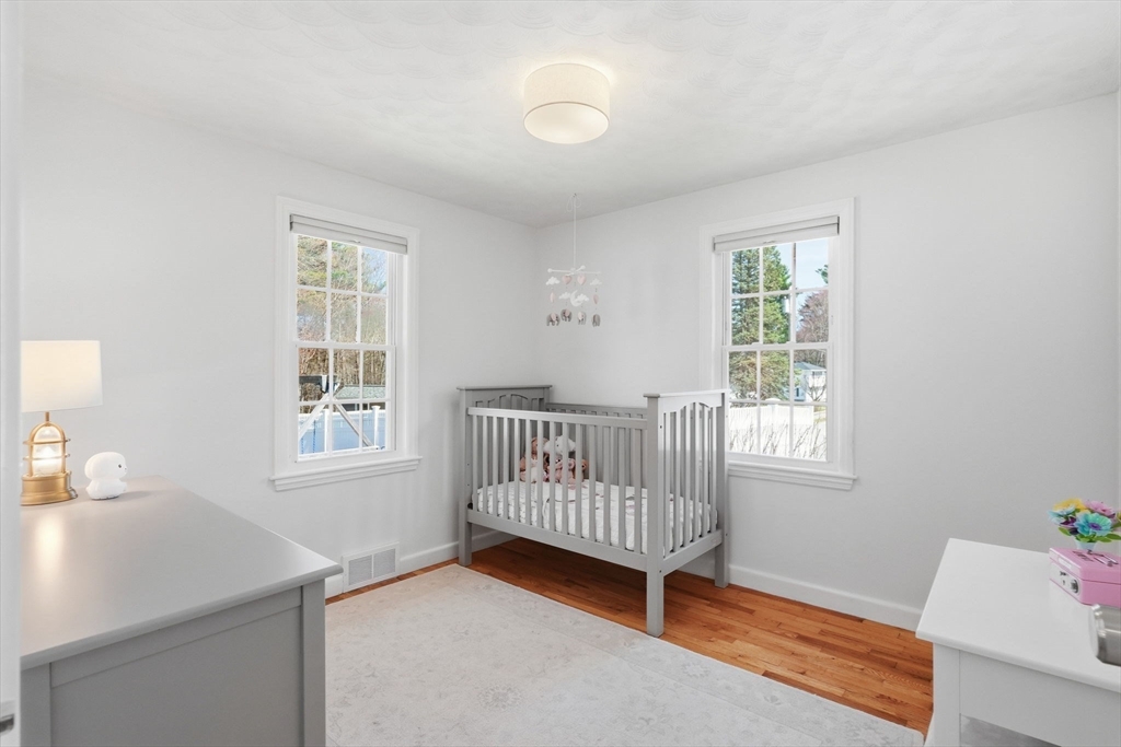 131 Carpenter Road Walpole, MA 02081 - Photo 12 of 26