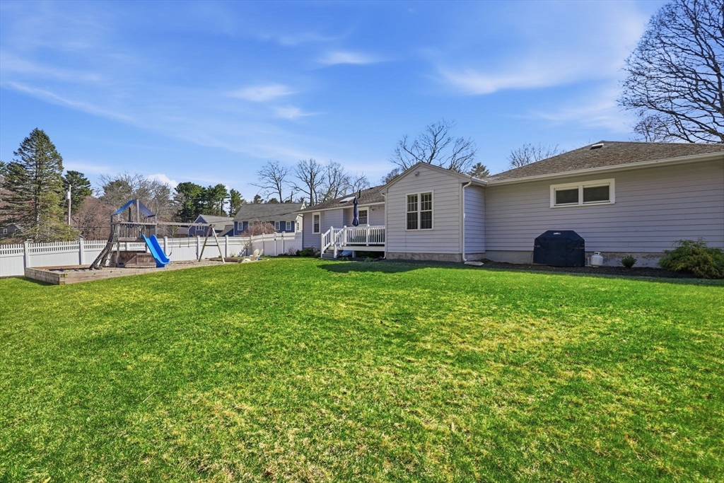 131 Carpenter Road Walpole, MA 02081 - Photo 20 of 26