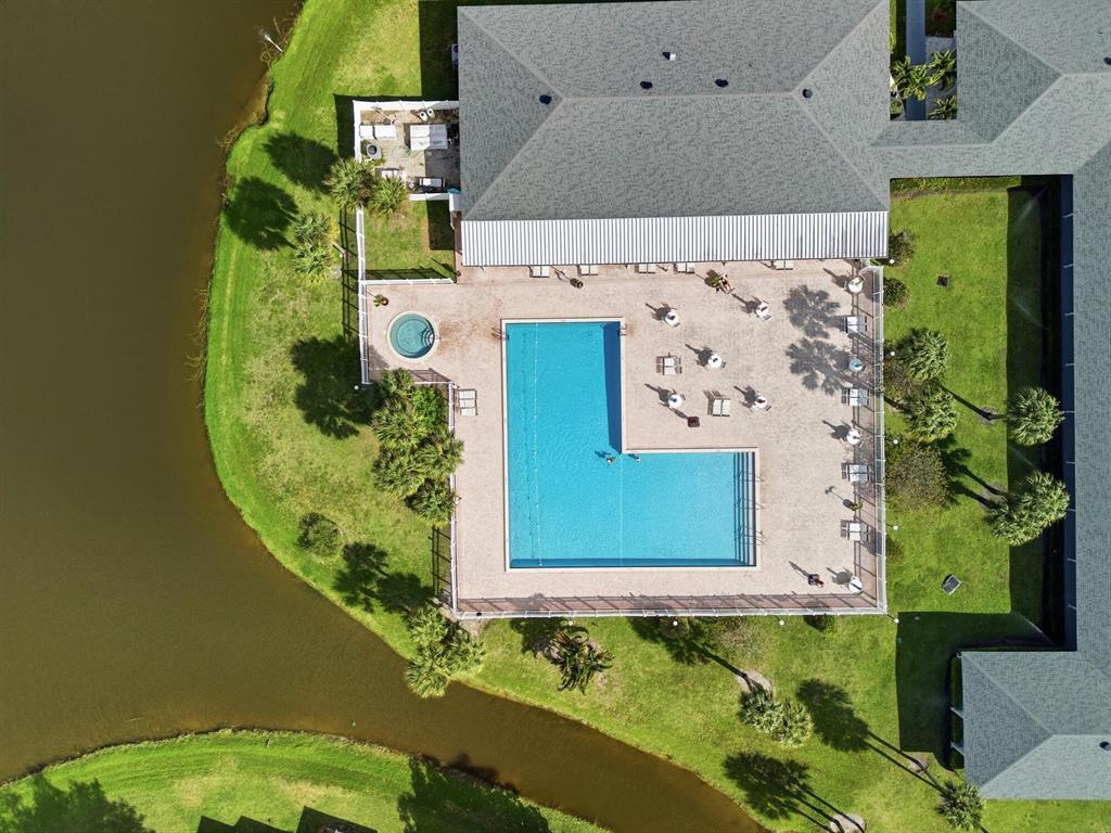 6091 Dusenburg Road Delray Beach, FL 33484 - Photo 28 of 33 community pool aerial