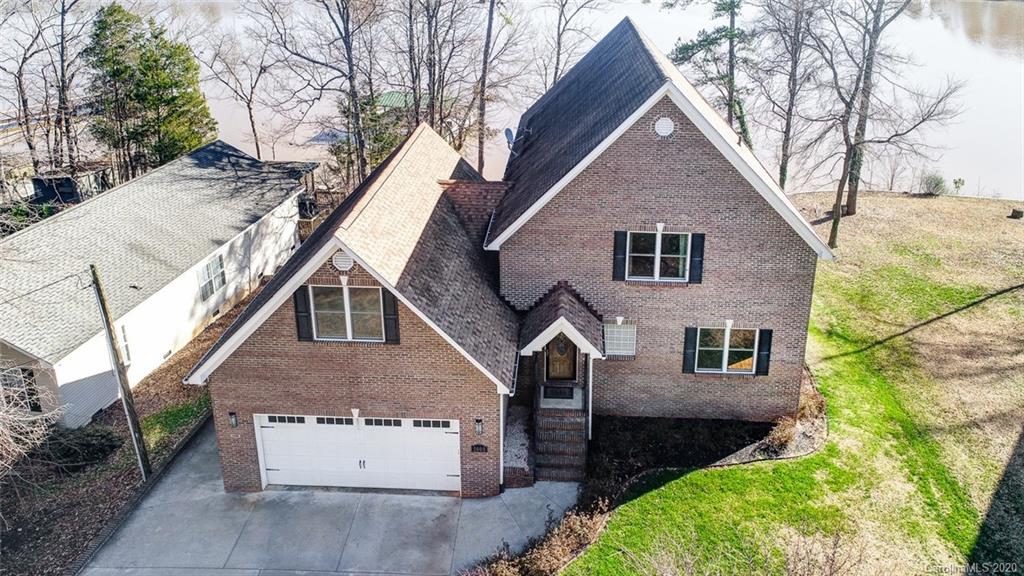 5600 Riverfront Road Lake Wylie, SC 29710 - Photo 2 of 48 Gallery Image 2