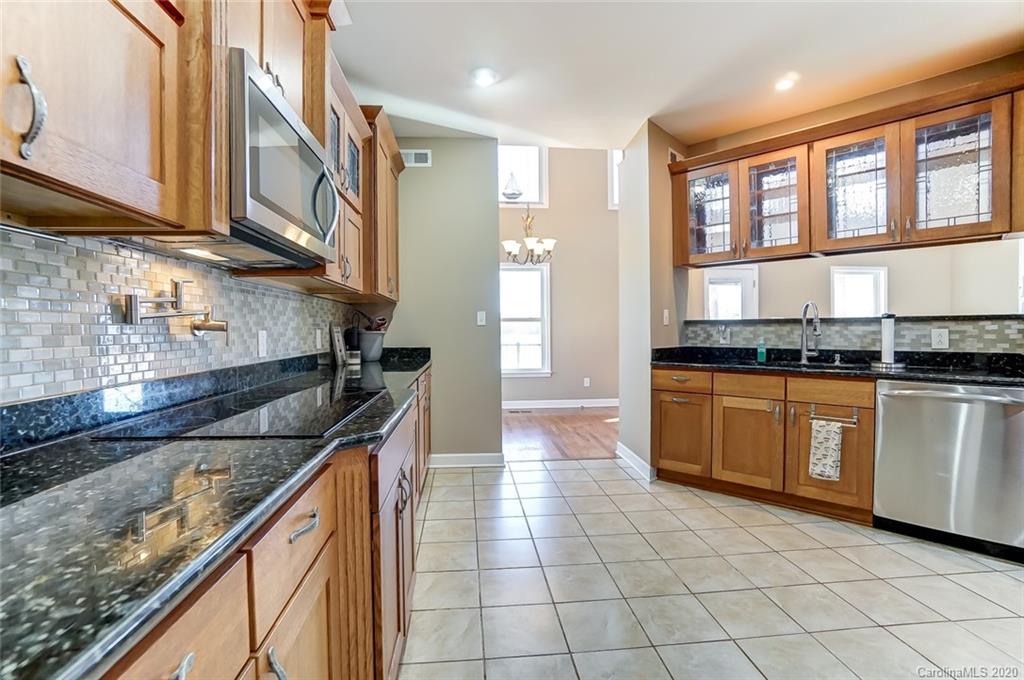 5600 Riverfront Road Lake Wylie, SC 29710 - Photo 11 of 48 Gallery Image 11