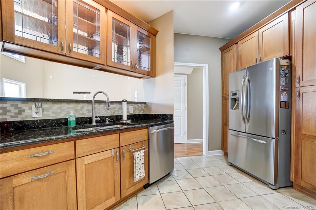 5600 Riverfront Road Lake Wylie, SC 29710 - Photo 12 of 48 Gallery Image 12