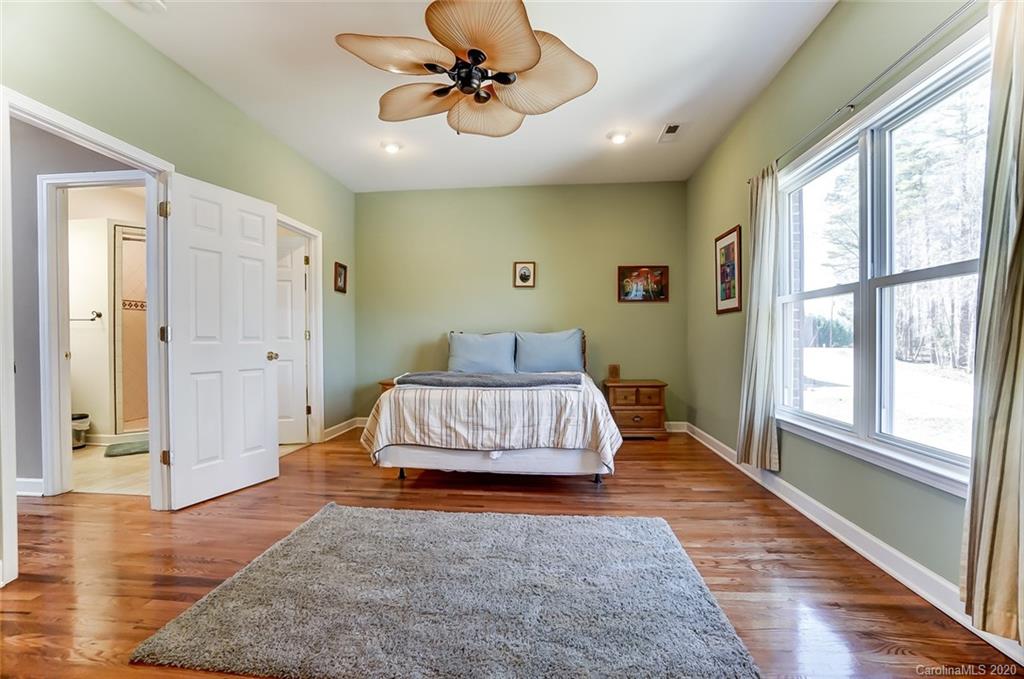 5600 Riverfront Road Lake Wylie, SC 29710 - Photo 27 of 48 Gallery Image 27