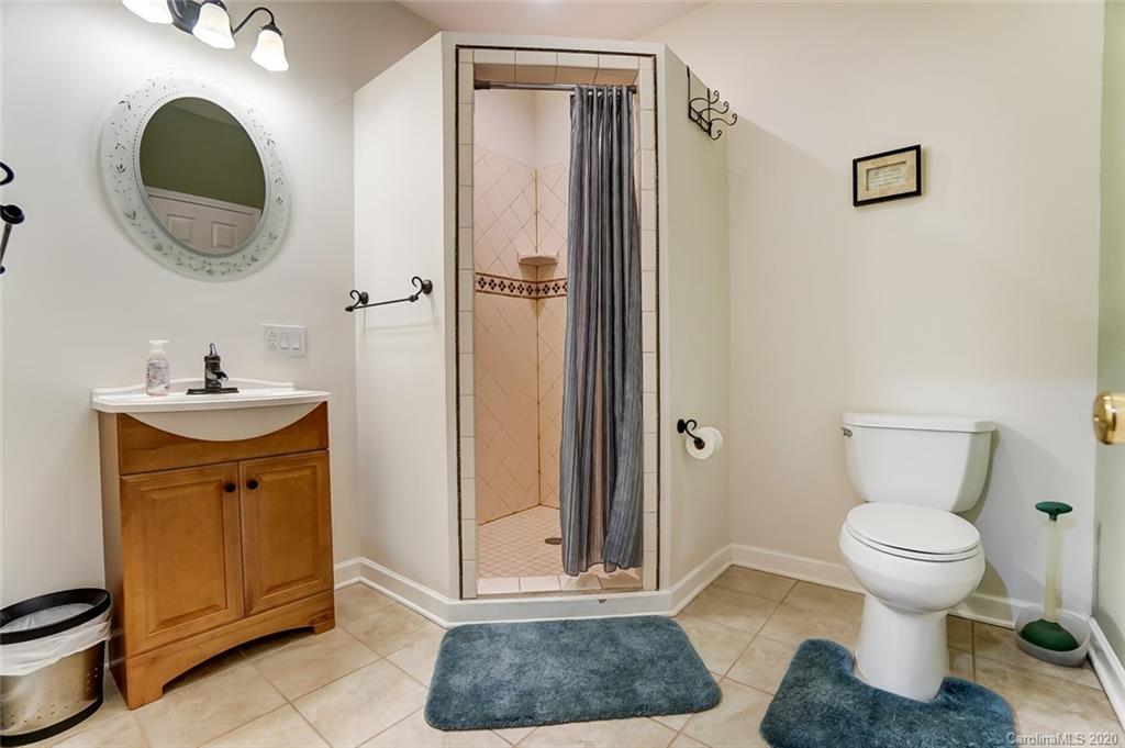 5600 Riverfront Road Lake Wylie, SC 29710 - Photo 29 of 48 Gallery Image 29