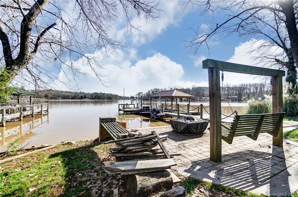 5600 Riverfront Road Lake Wylie, SC 29710 - Photo 41 of 48 Gallery Image 41