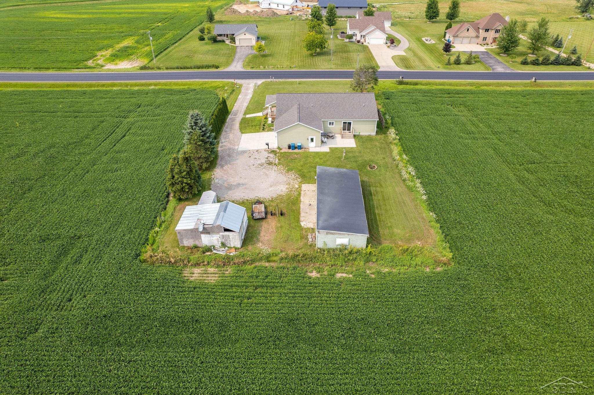609 Wheeler Road Auburn, MI 48611 - Photo 44 of 47 50117491-43.JPG