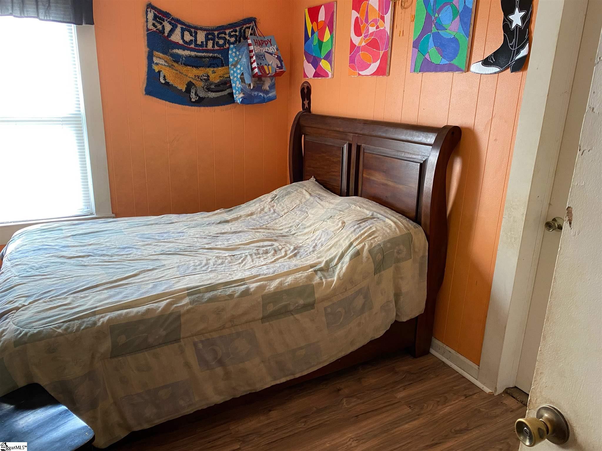 206 Moore Street Greer, SC 29651 - Photo 8 of 13