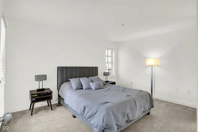 $374,000 | 450 East Ohio Street, Unit 321, Indianapolis, IN 46204