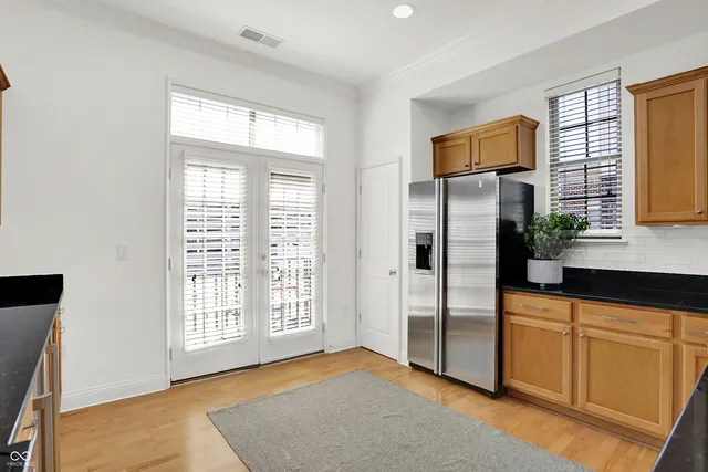 $374,000 | 450 East Ohio Street, Unit 321, Indianapolis, IN 46204