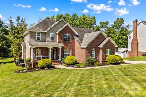 $659,500 | 415 Autumnlight Drive, Salisbury, NC 28147