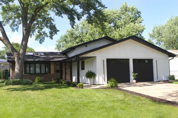 $594,000 | 326 Milan Court, Schaumburg, IL 60193