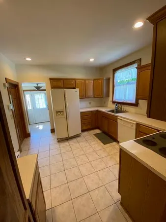 $425,000 | 558 Effort Neola Road, Brodheadsville, PA 18353