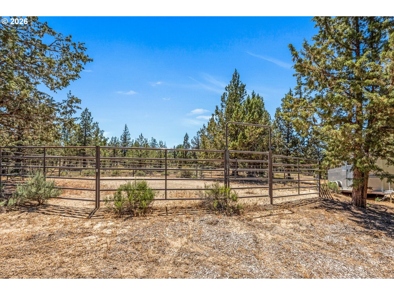 64464 Collins Road Bend, OR 97703 - Photo 28 of 48