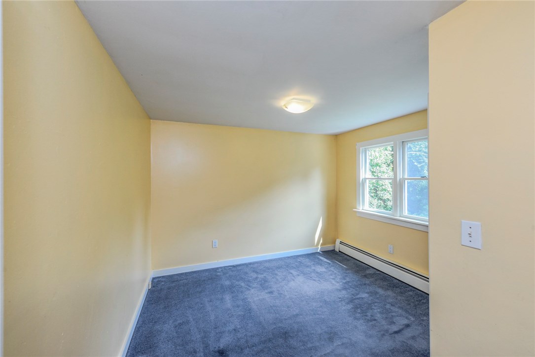 646 Stone Church Road Tiverton, RI 02878 - Photo 26 of 40