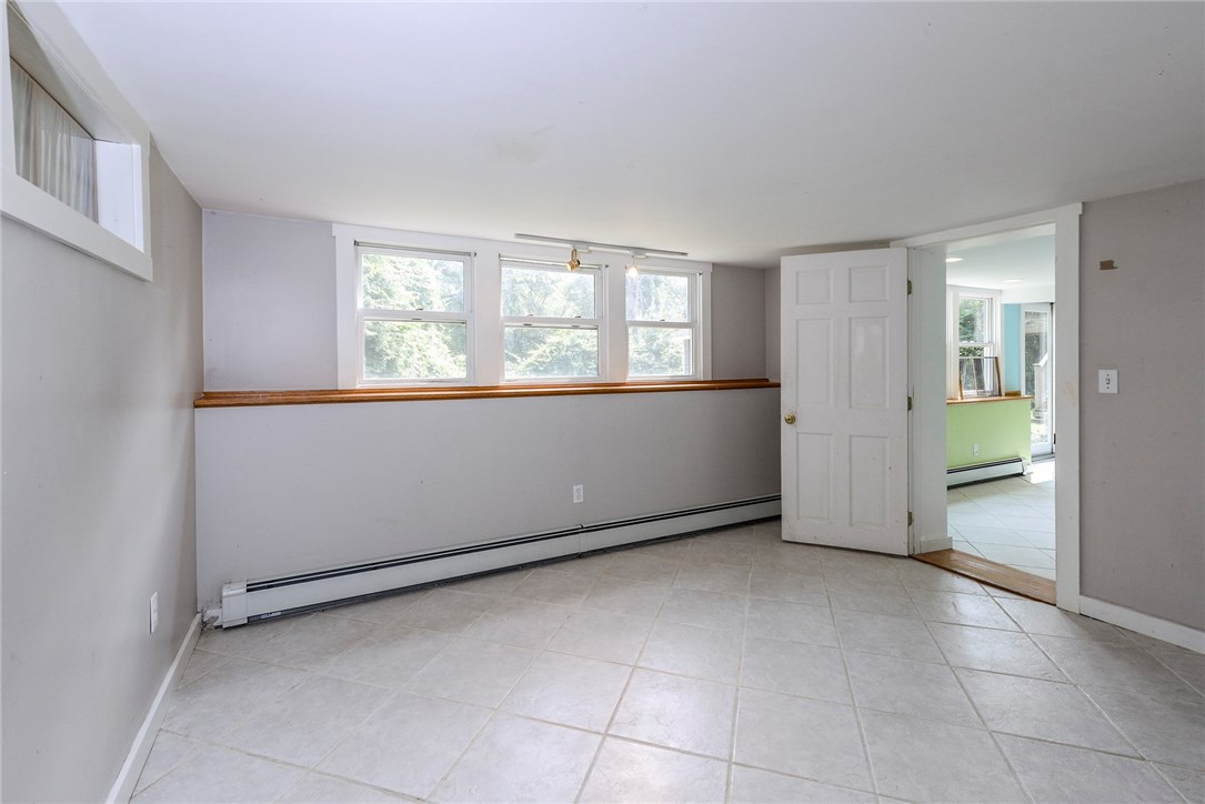 646 Stone Church Road Tiverton, RI 02878 - Photo 34 of 40