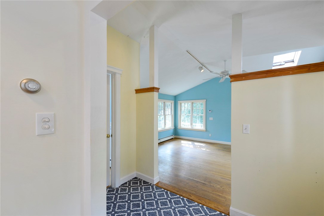 646 Stone Church Road Tiverton, RI 02878 - Photo 6 of 40