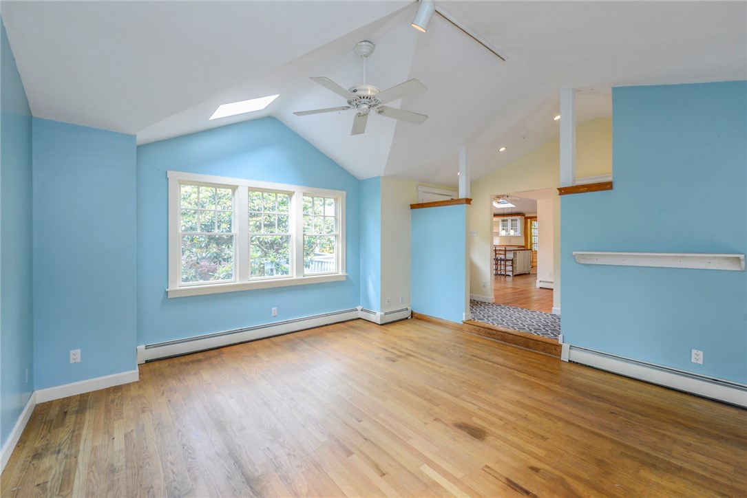 646 Stone Church Road Tiverton, RI 02878 - Photo 8 of 40