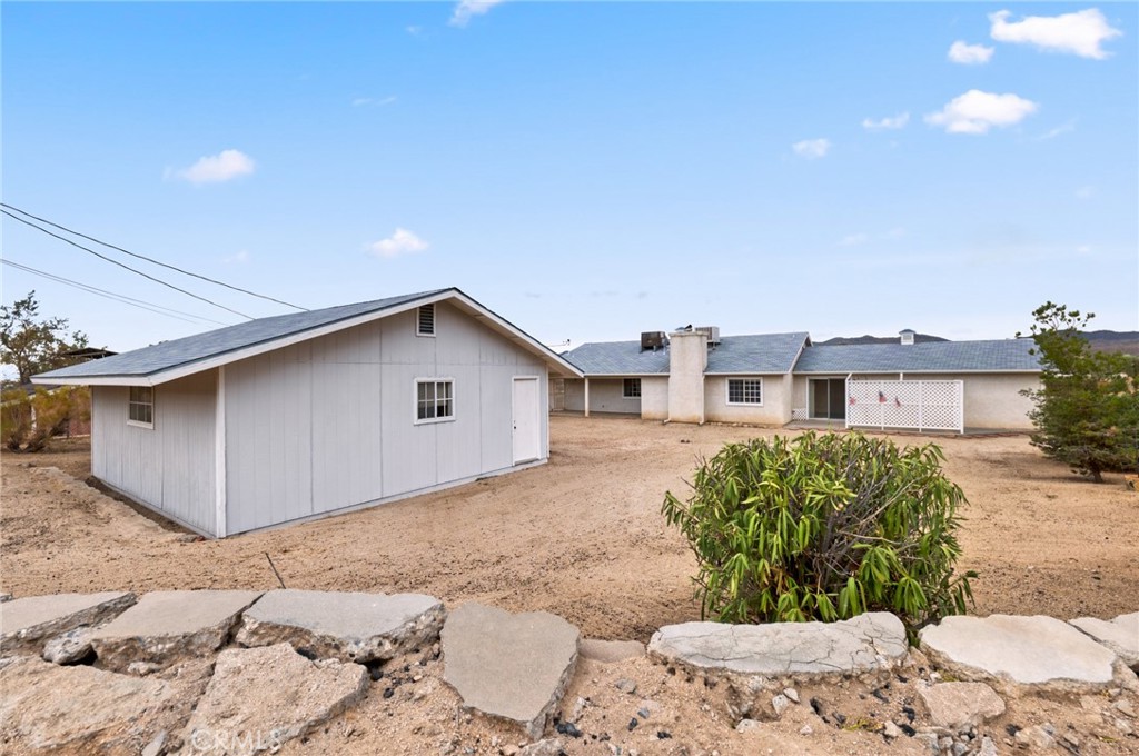 57622 Sierra Way Yucca Valley, CA 92284 - Photo 32 of 55