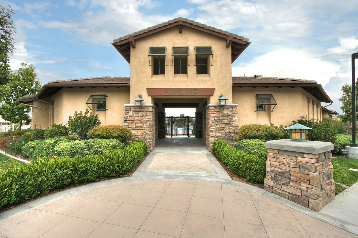1080 Greenway Road Oceanside, CA 92057 - Photo 22 of 25