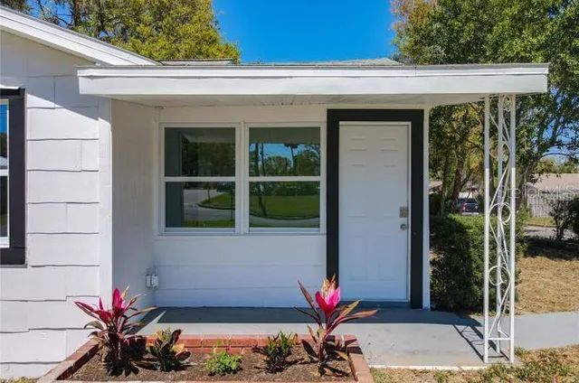 $1,995 | 218 West Magnolia Street, Clermont, FL 34711